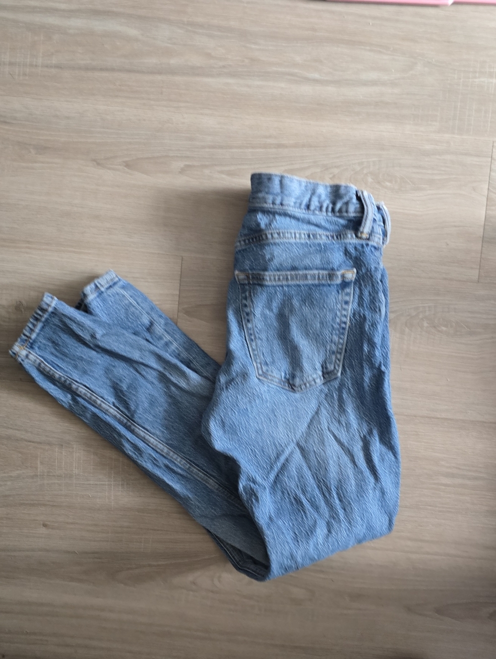 28x30 Old Navy Light Blue Relaxed Slim Taper Jeans